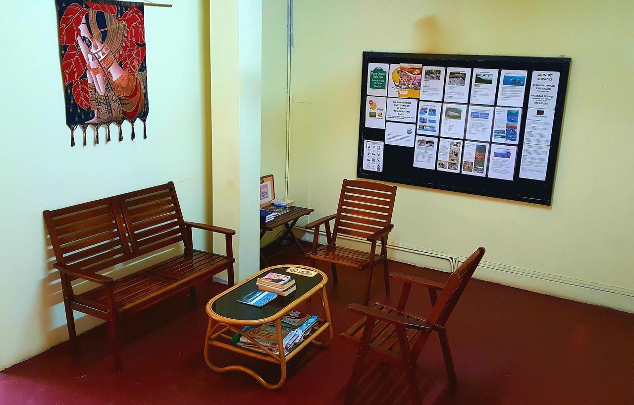The Jesselton Cabin Sdn Bhd Кота Кинабалу Екстериор снимка