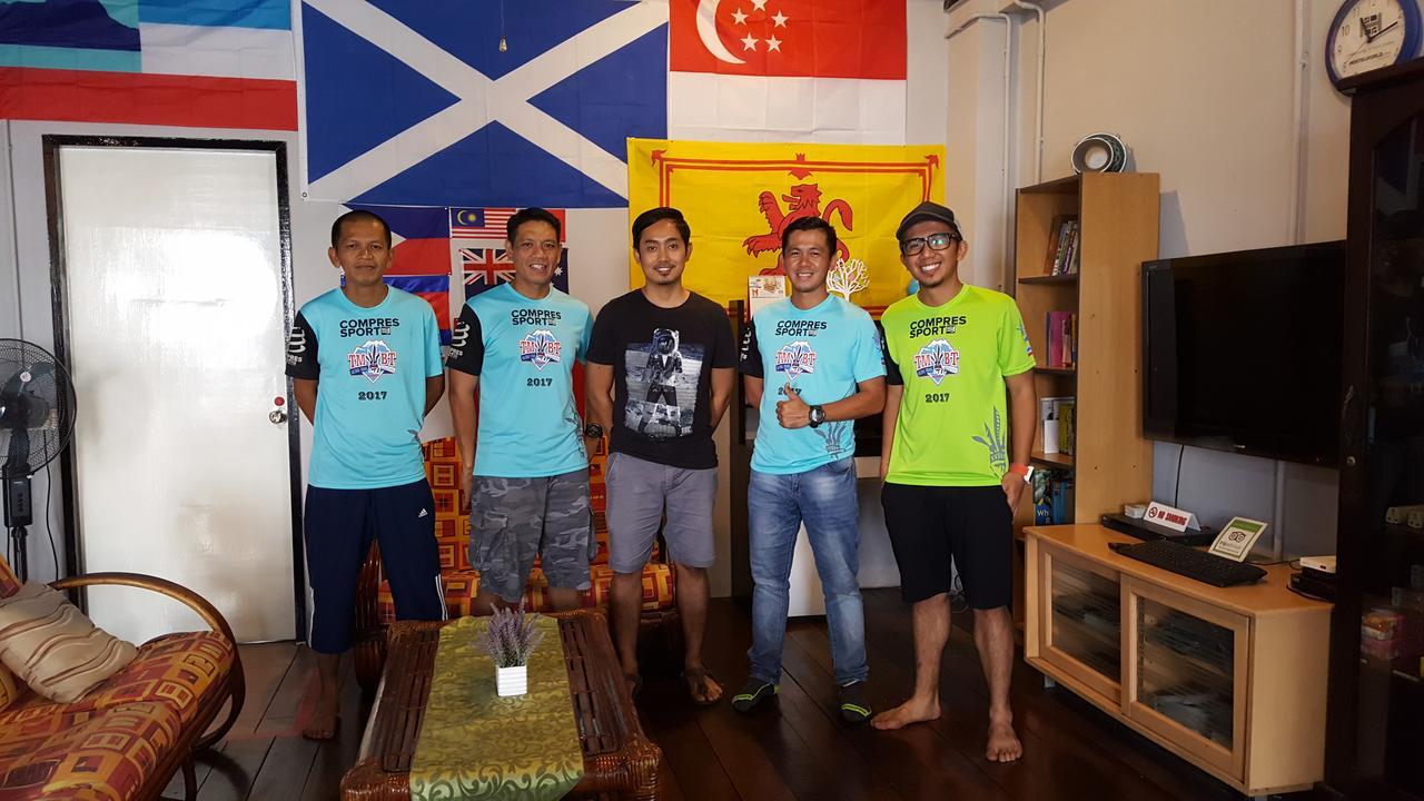 The Jesselton Cabin Sdn Bhd Кота Кинабалу Екстериор снимка